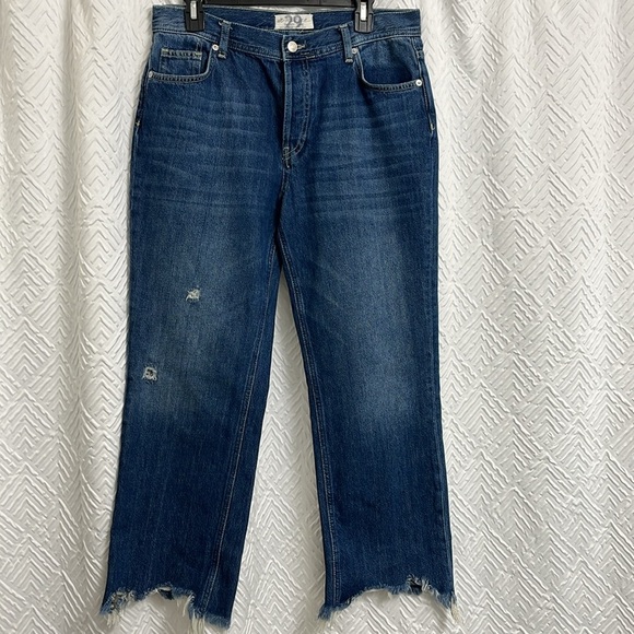 We The Free Free People Raw Edge Frayed Distressed Straight Jeans Size 29 - Picture 3 of 7